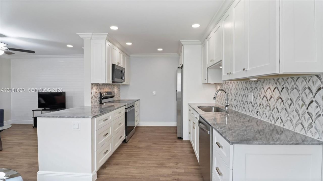 247 Saxony F, Unit 247, Delray Beach, FL 33446 Photo