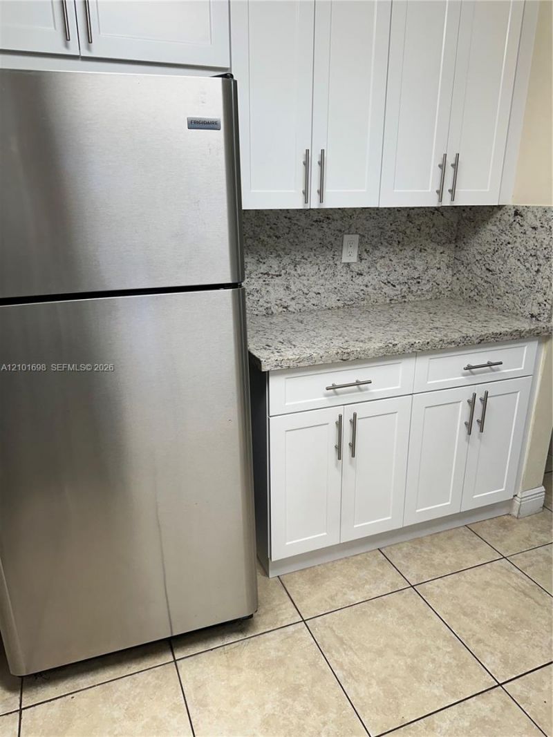 535 W 79th Pl , Hialeah, FL 33014 Photo