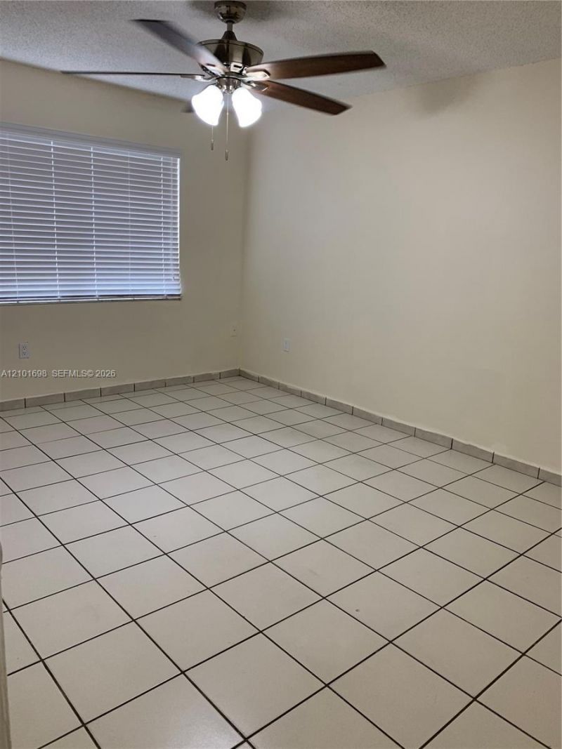 535 W 79th Pl , Hialeah, FL 33014 Photo