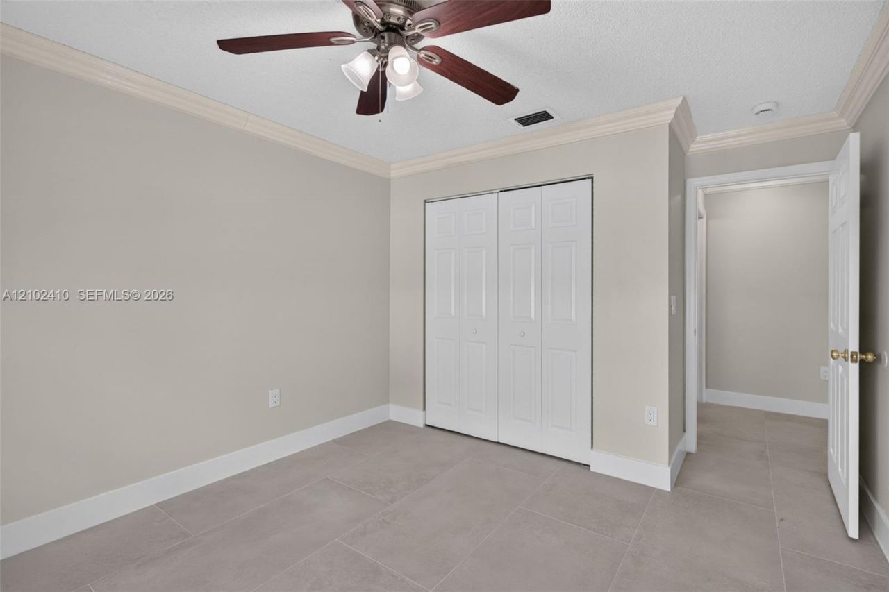 83 Gables Blvd , Weston, FL 33326 Photo