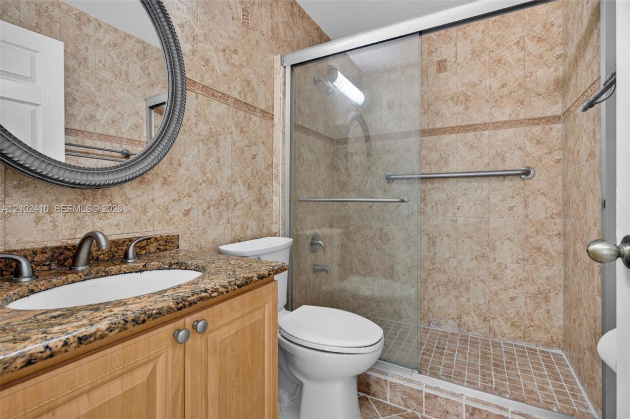 83 Gables Blvd , Weston, FL 33326 Photo
