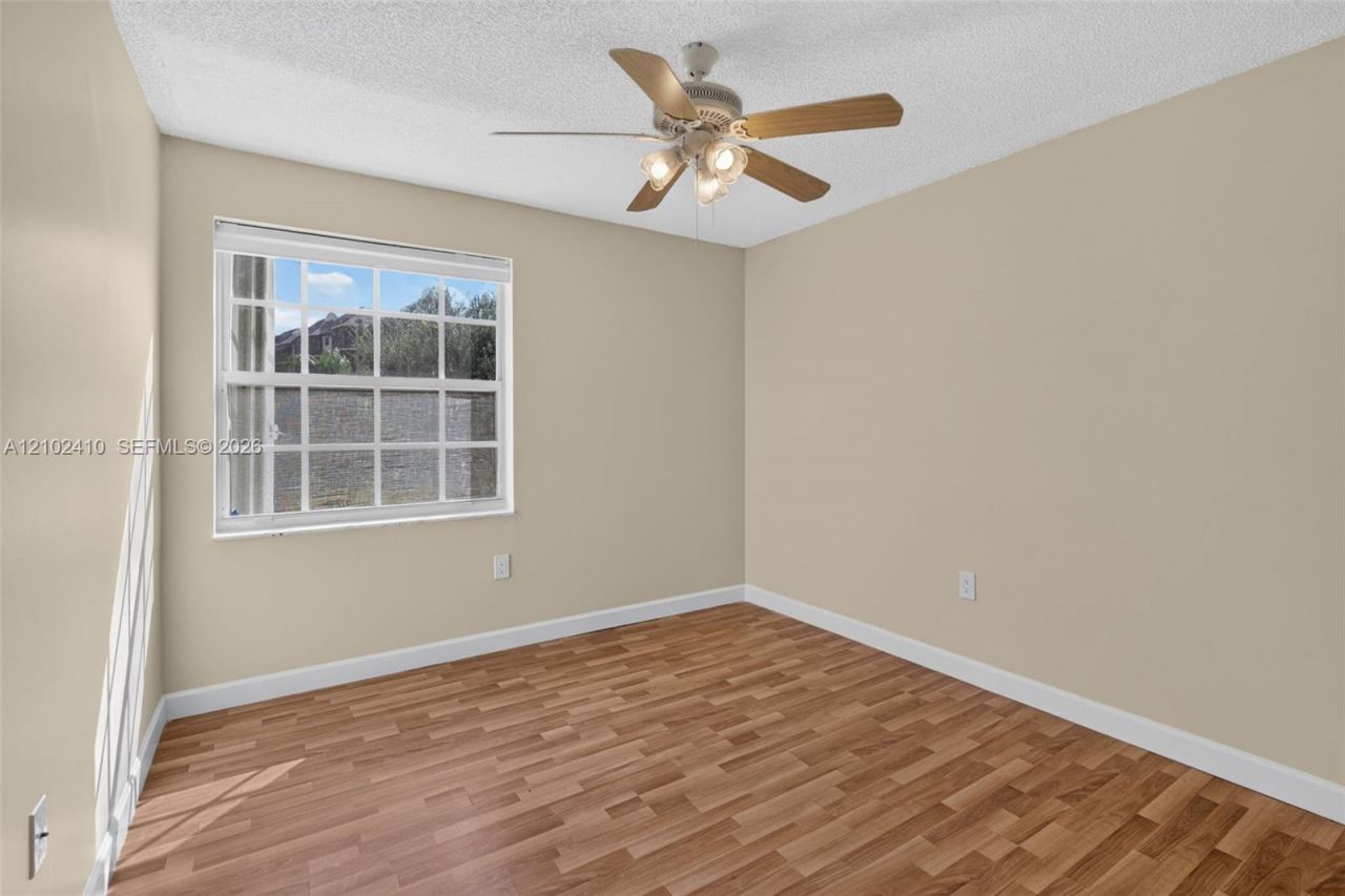 83 Gables Blvd , Weston, FL 33326 Photo