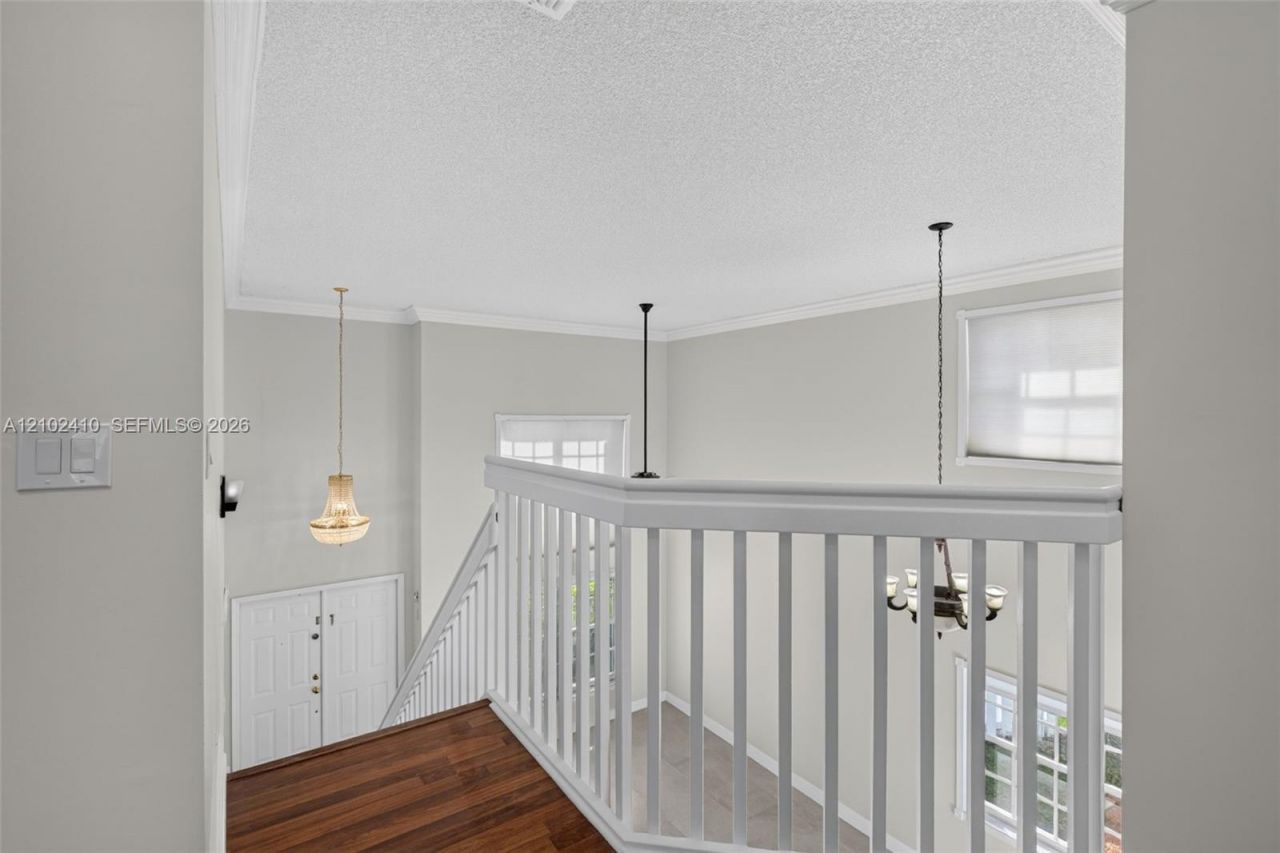 83 Gables Blvd , Weston, FL 33326 Photo
