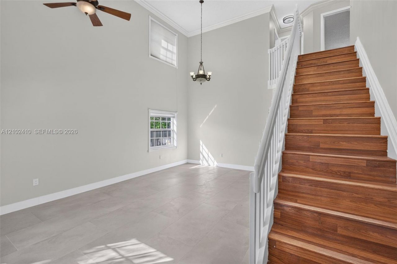 83 Gables Blvd , Weston, FL 33326 Photo