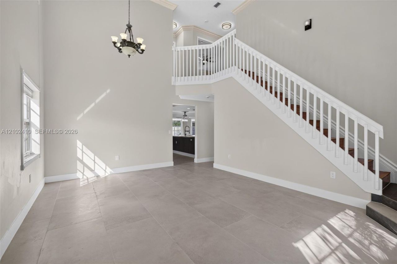 83 Gables Blvd , Weston, FL 33326 Photo