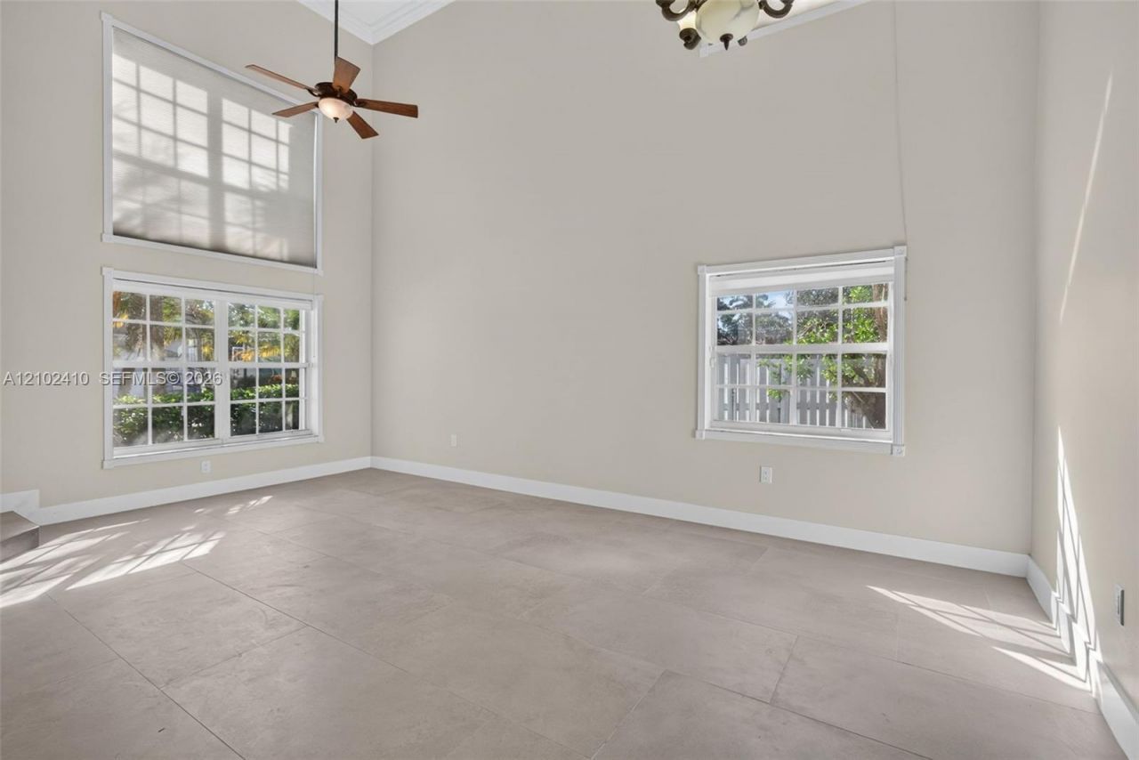 83 Gables Blvd , Weston, FL 33326 Photo