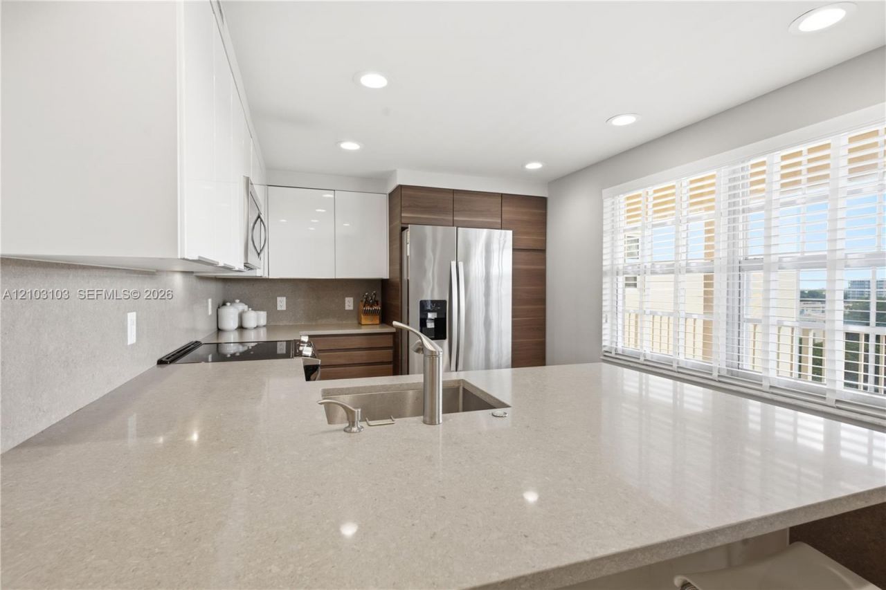 3507 Oaks Way , Unit 802, Pompano Beach, FL 33069 Photo