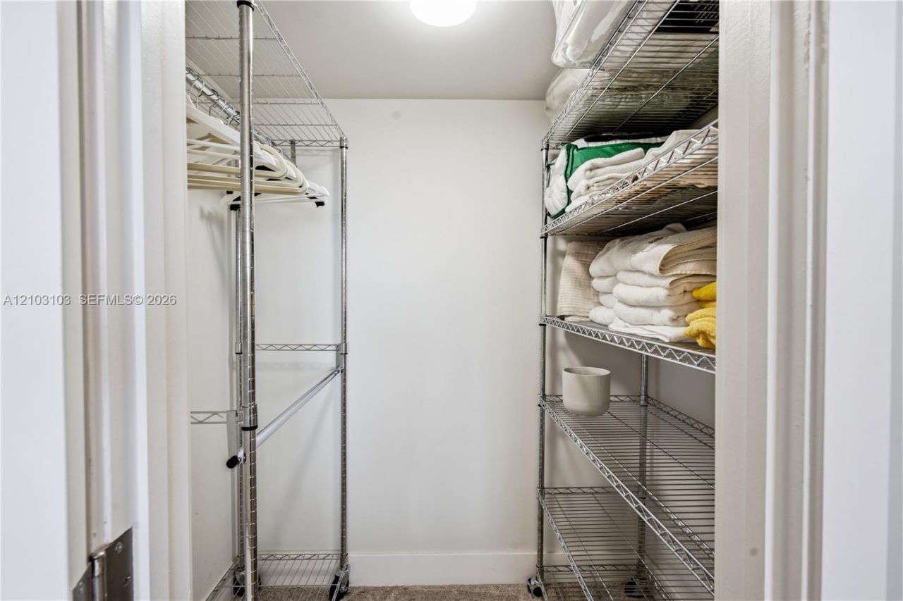 3507 Oaks Way , Unit 802, Pompano Beach, FL 33069 Photo
