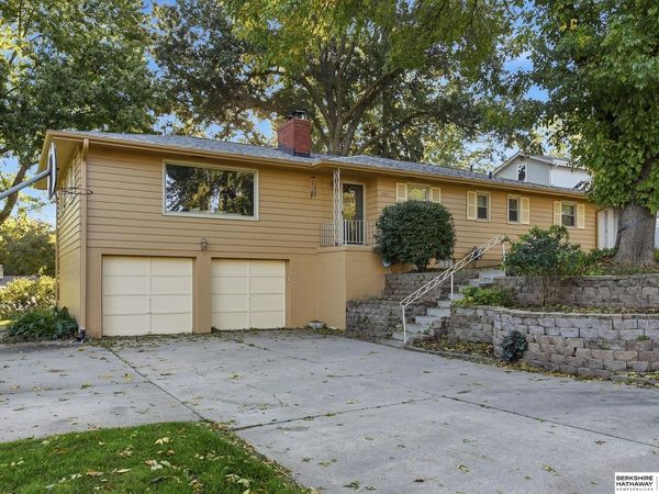 3125 S 107th Street, Omaha, NE 68124