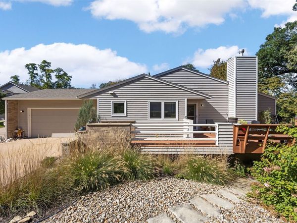 732 East Post Court SE, Cedar Rapids, IA 52403