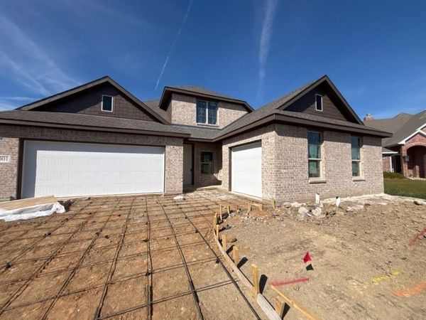 1001 Nogalito Avenue, Crowley, TX 76036