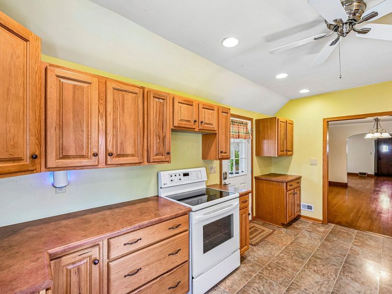549 E Court Street , Urbana, OH 43078 Photo 13