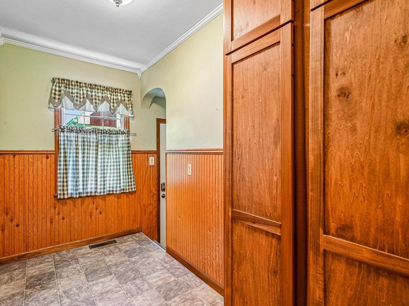 549 E Court Street , Urbana, OH 43078 Photo 15