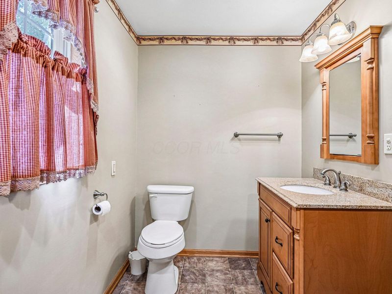 549 E Court Street , Urbana, OH 43078 Photo 16