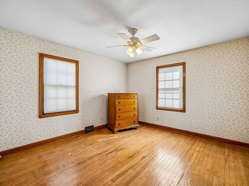 549 E Court Street , Urbana, OH 43078 Photo 18