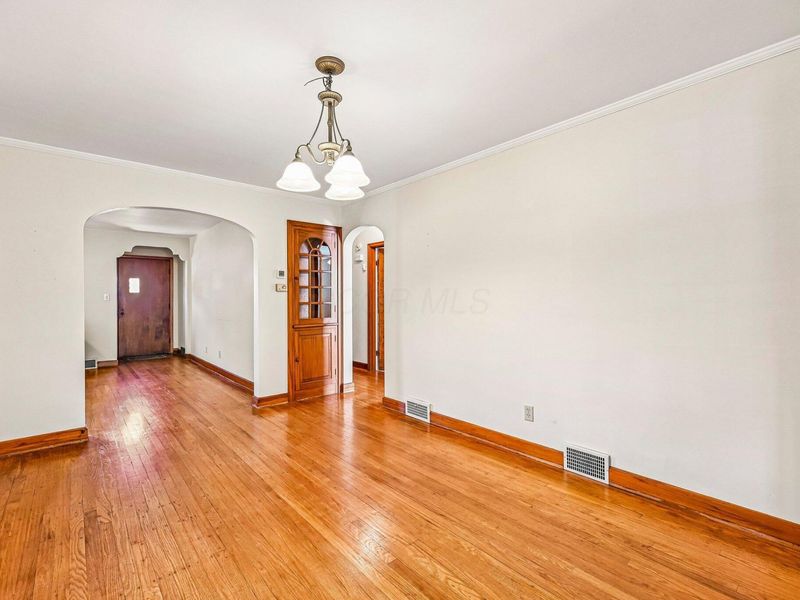 549 E Court Street , Urbana, OH 43078 Photo 8