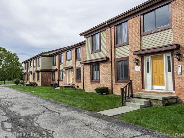 1975 Michigan Avenue , Marysville, Mi 48040