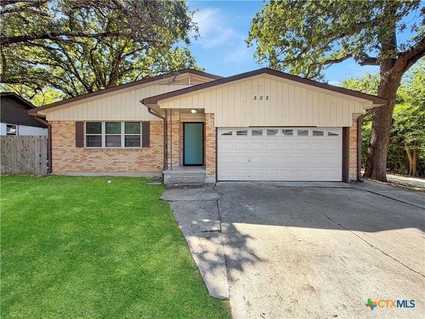 502 Bowden Avenue , Copperas Cove, TX 76522