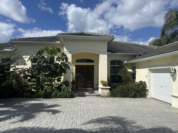 7907 Fairway Lane, West Palm Beach, FL 33412