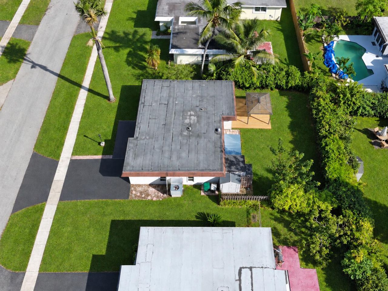 7908 NW 73rd Terrace, Tamarac, FL 33321 Photo