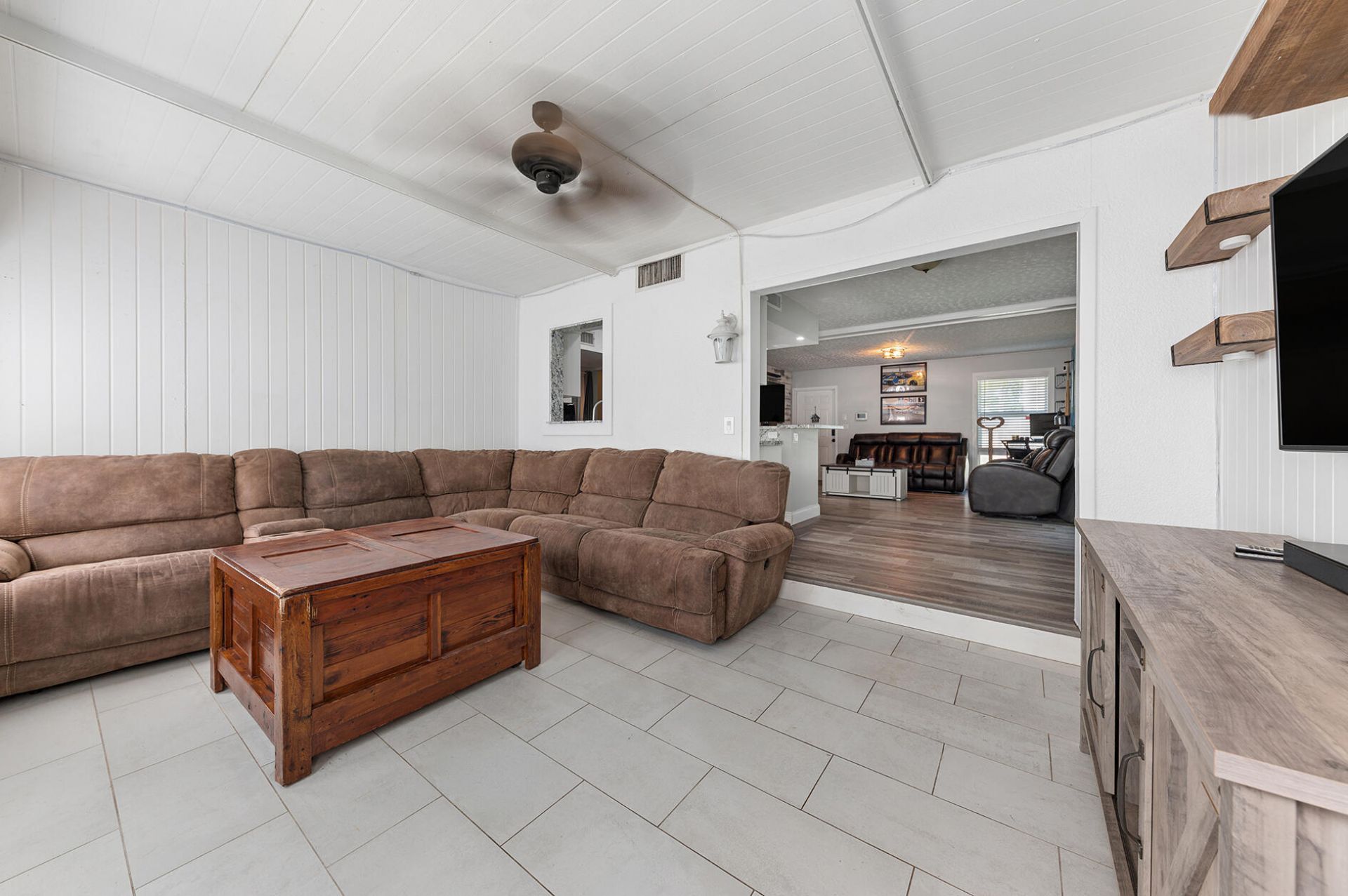 7908 NW 73rd Terrace, Tamarac, FL 33321 Photo