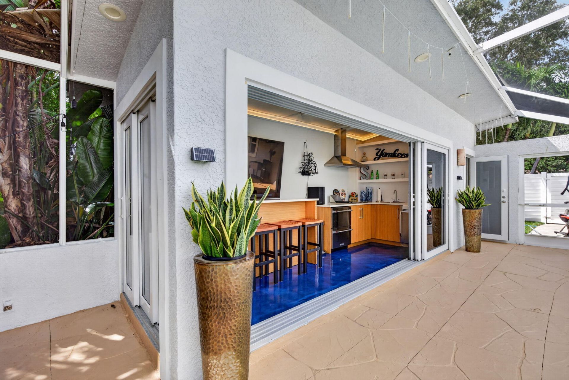 330 SW 75th Avenue, Plantation, FL 33317 Photo