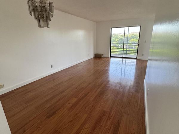 10304 SUNRISE LAKES Boulevard, Unit 312, Sunrise, FL 33322