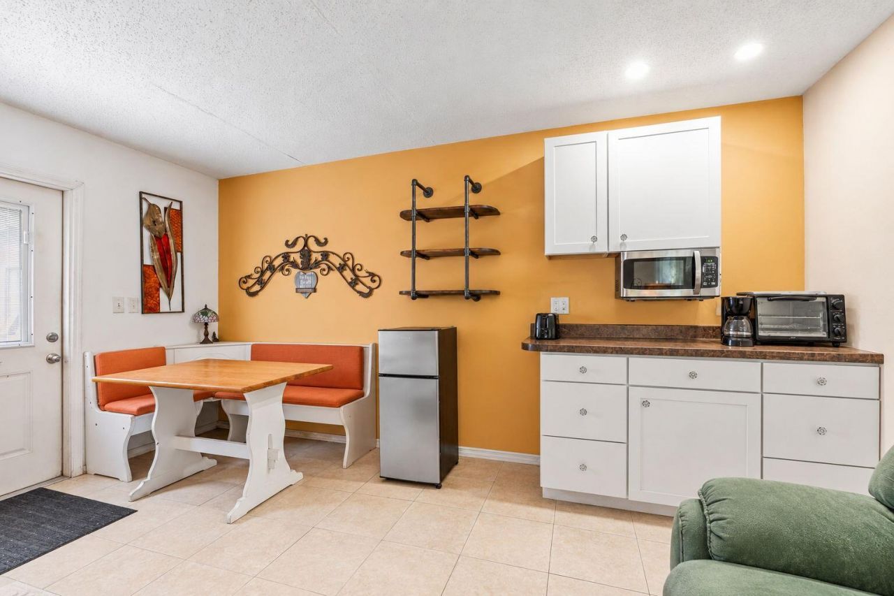 5906 Bamboo Drive, Fort Pierce, FL 34982 Photo