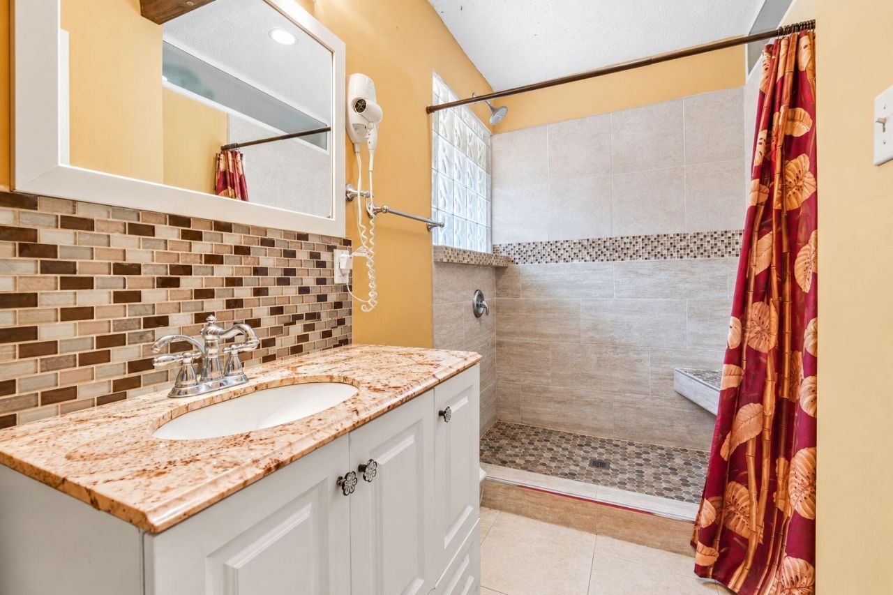 5906 Bamboo Drive, Fort Pierce, FL 34982 Photo