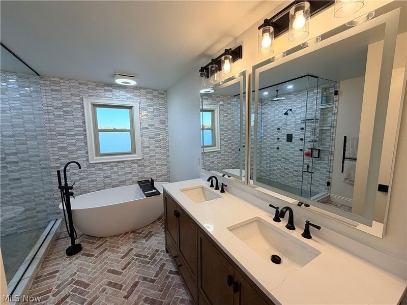 10161 New Buffalo Road, Canfield, OH 44406 Photo 8