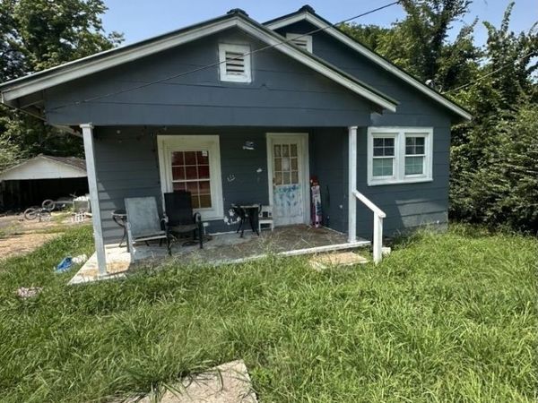 229 WASHINGTON AVE, Camden, TN 38320