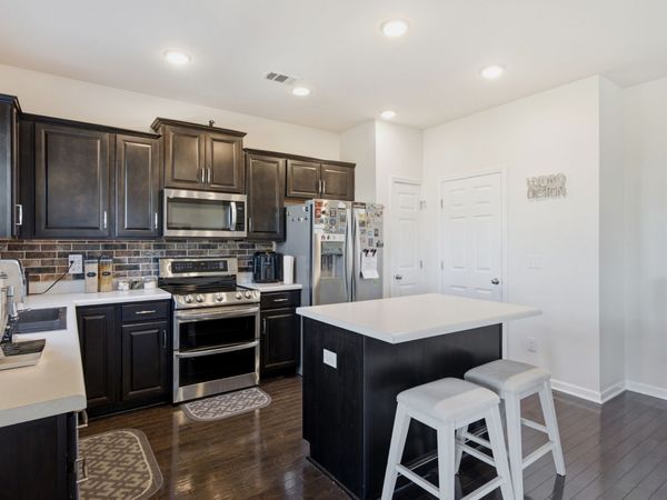1203 Lumsley Dr , Lebanon, TN 37087