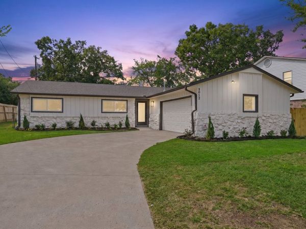 3012 W 56th Street , Tulsa, OK 74107