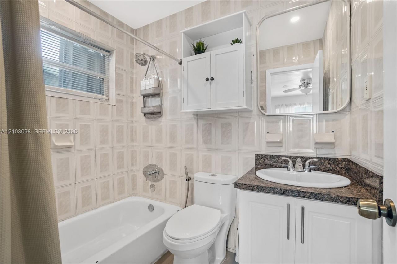 Please Call For Address, Miami, FL 33162 Photo