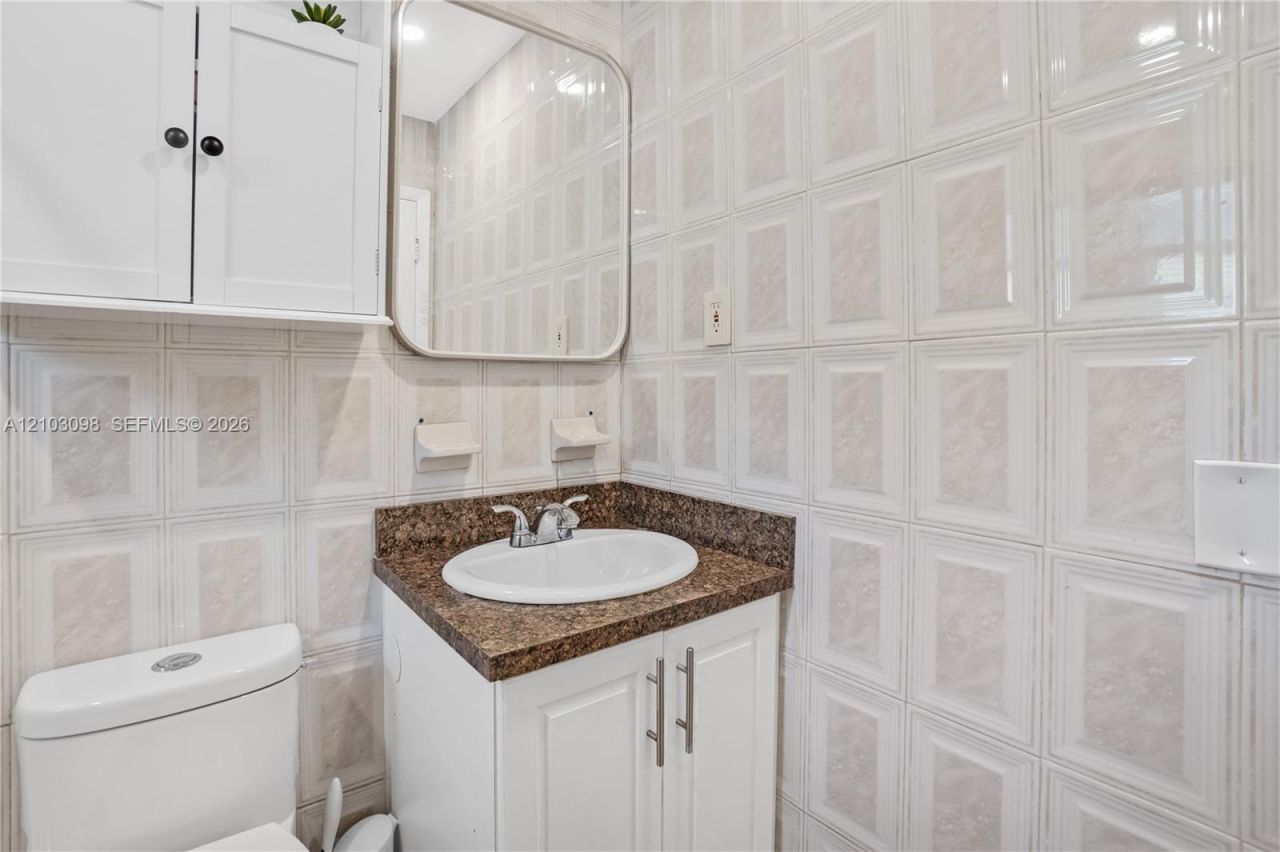 Please Call For Address, Miami, FL 33162 Photo