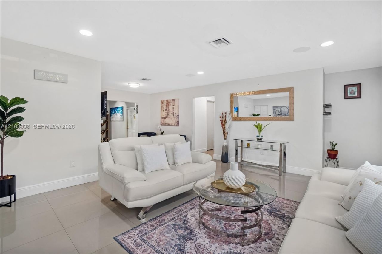 Please Call For Address, Miami, FL 33162 Photo