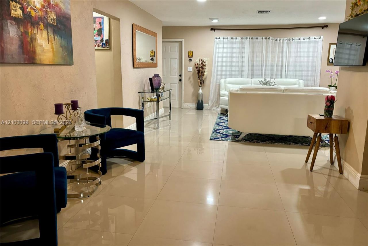 Please Call For Address, Miami, FL 33162 Photo