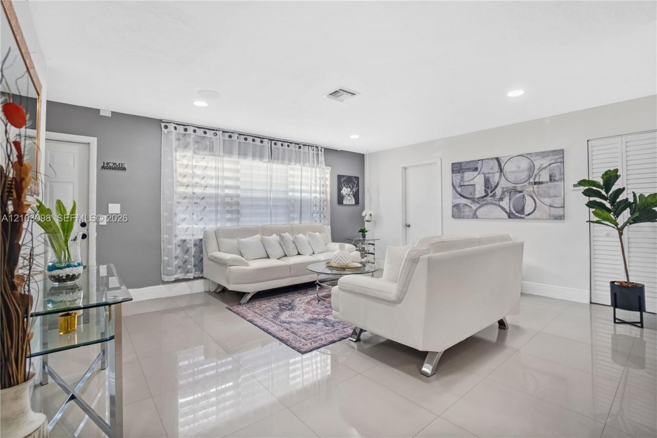 Please Call For Address, Miami, FL 33162 Photo