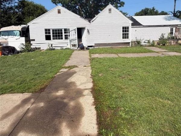 121 Lawncrest Avenue, Dayton, OH 45417