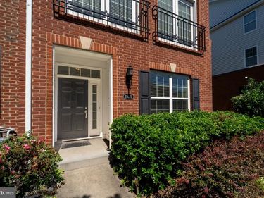 23073 WEYBRIDGE SQUARE , BROADLANDS, VA 20148