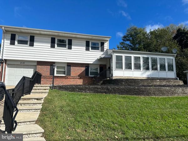 210 MORNINGSIDE DRIVE, TRENTON, NJ 08618