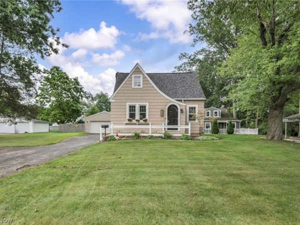 167 Lear Road , Avon Lake, OH 44012