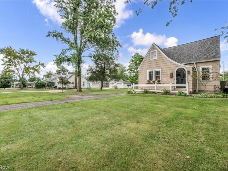 167 Lear Road, Avon Lake, OH 44012 Photo 4