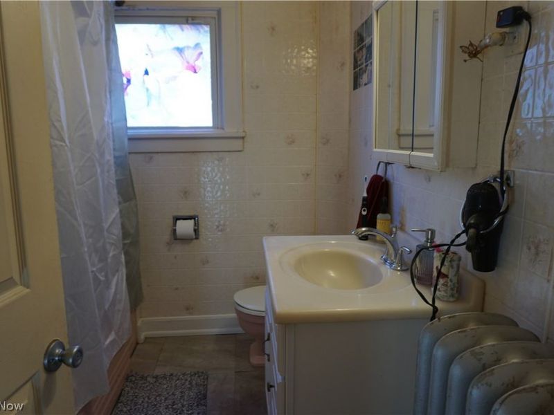 268 E 151 Street, Cleveland, OH 44110 Photo 13