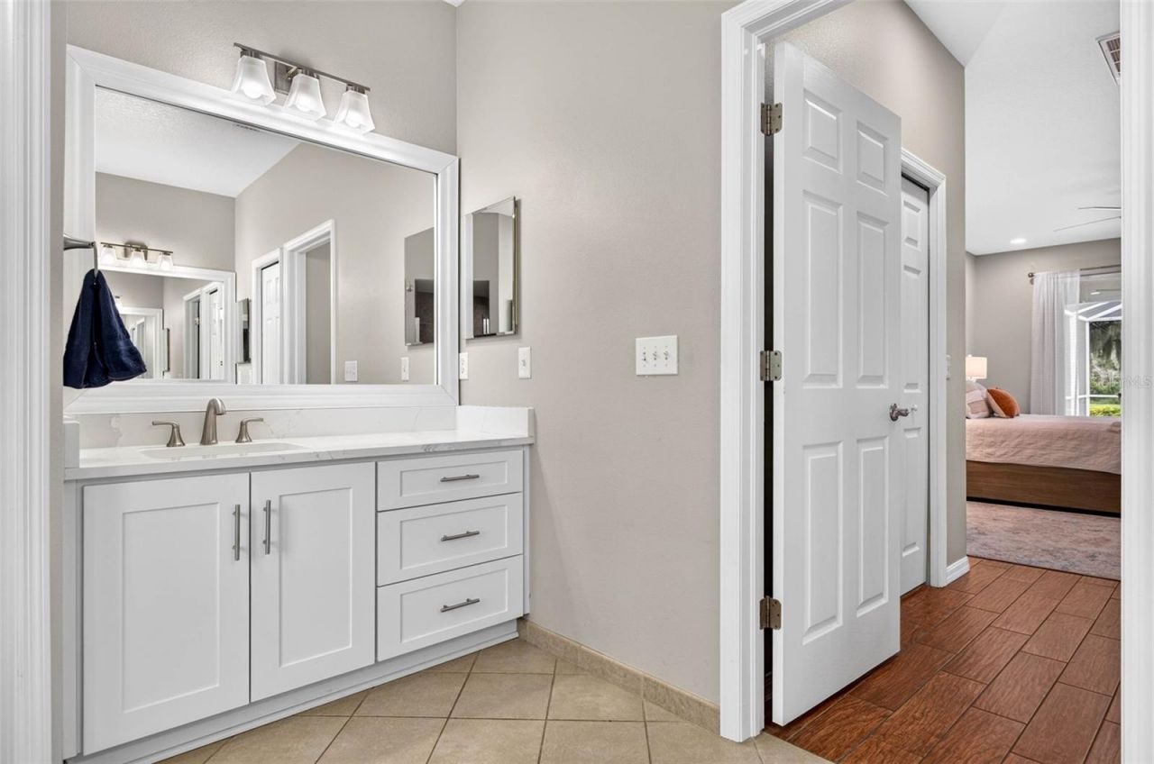3825 Salida Delsol Drive, Sun City Center, FL 33573 Photo