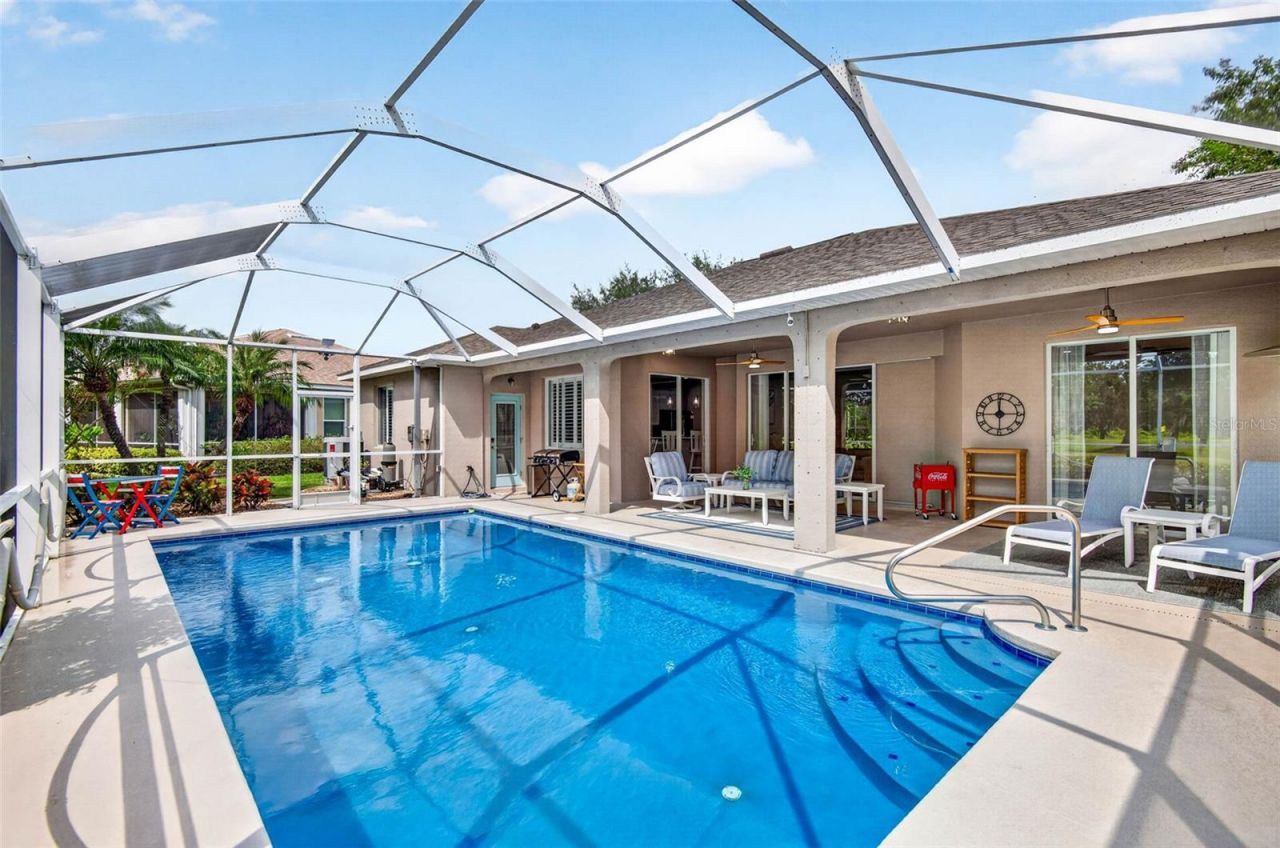 3825 Salida Delsol Drive, Sun City Center, FL 33573 Photo