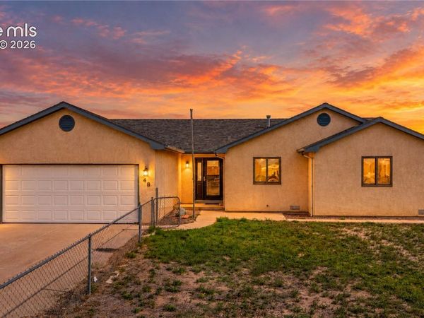 648 S Las Verdes Drive, Pueblo West, CO 81007