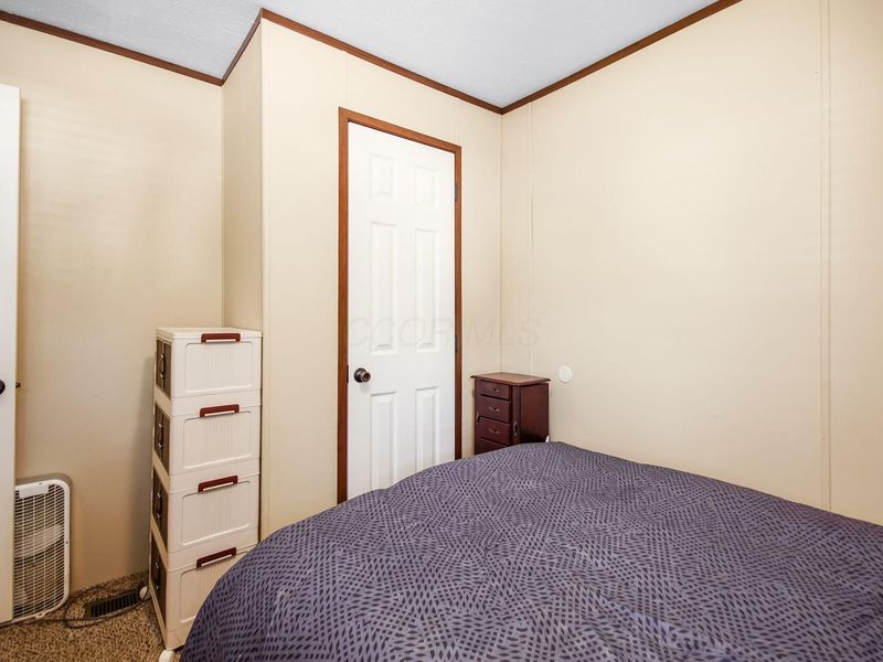 248 Thorn Locust Lane, London, OH 43140 Photo 18