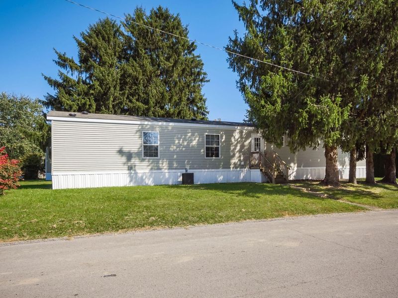 248 Thorn Locust Lane, London, OH 43140 Photo 2