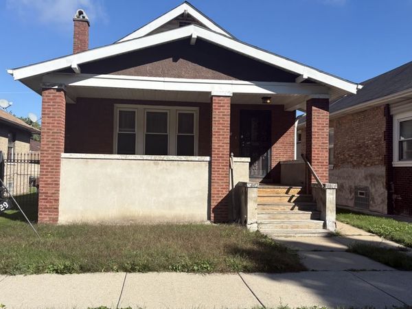 7929 S Bennett Avenue, Chicago, IL 60617